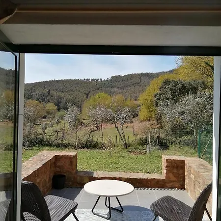 A Quinta Da Colina Adega Castanheira de Pera